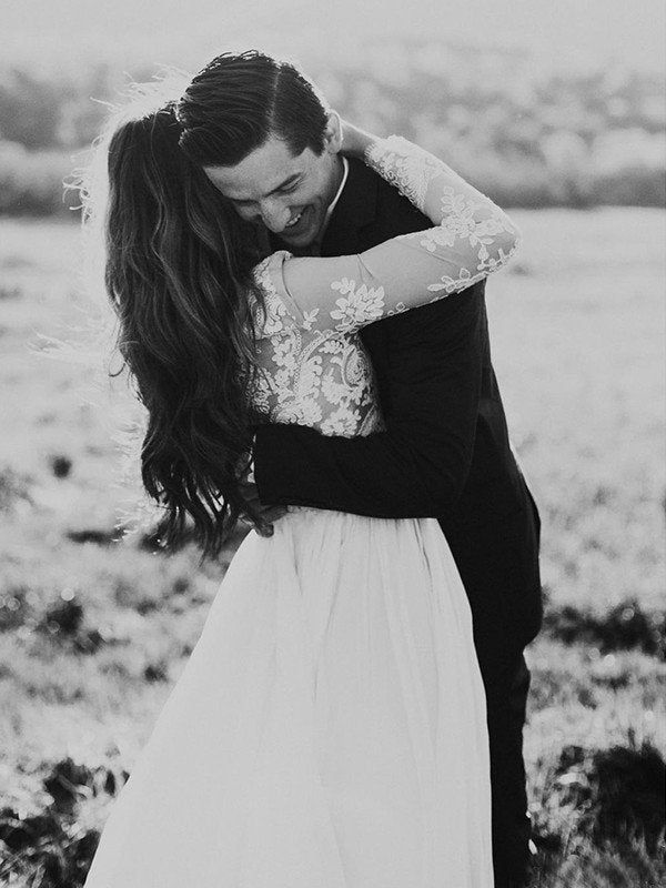 Long Sleevess Floor Length Applique Tulle A Line Scoop Wedding Dresses-showprettydress