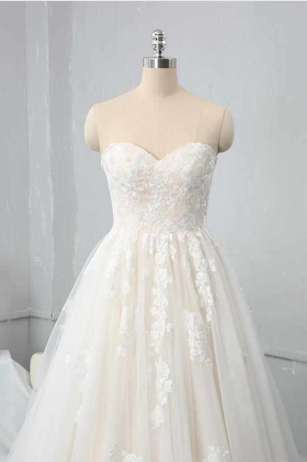 Long Sweetheart Backless Appliques Lace Tulle A-Line Wedding Dress-showprettydress