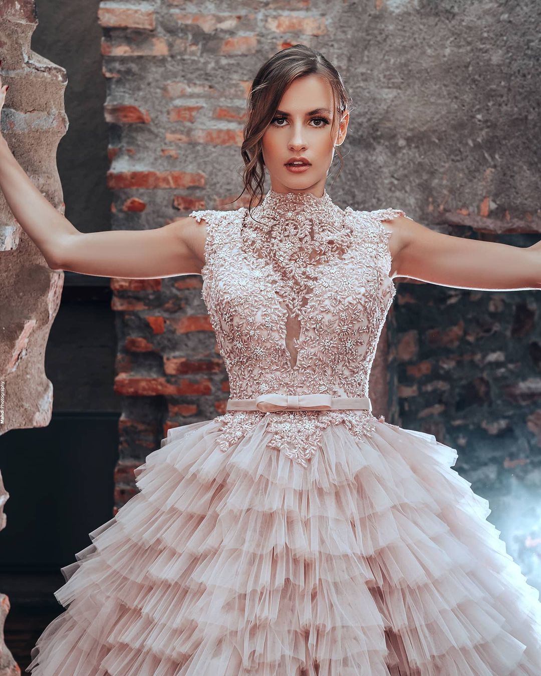 Luxury Long A-line High Neck Tulle Princess Wedding Dress-showprettydress