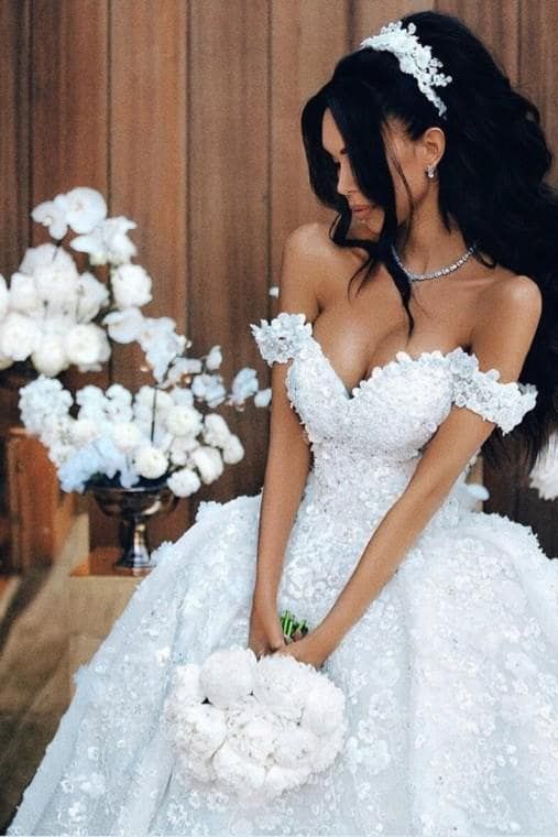 Luxury Long Ball Gown Off The Shoulder Appliques Lace Wedding Dresses-showprettydress