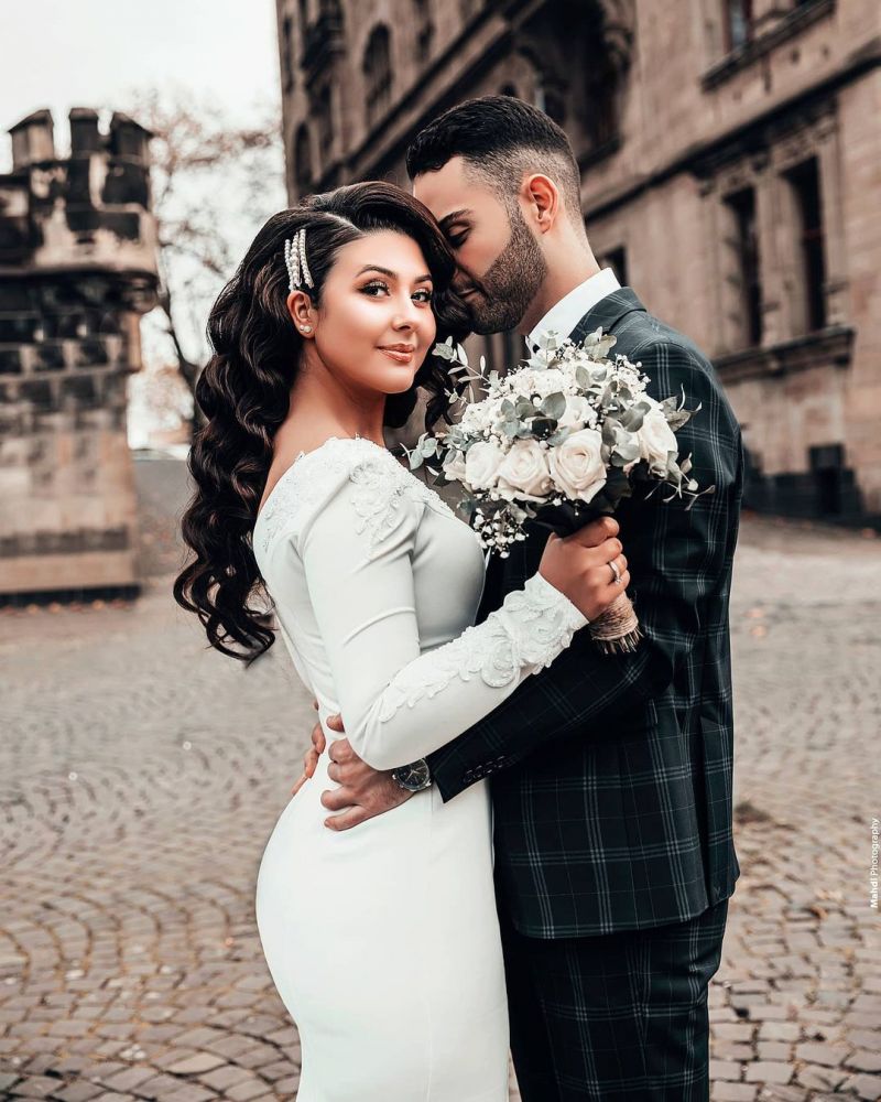 Mermaid Wedding Dress Long Sleeves Satin Bridal Gowns-showprettydress