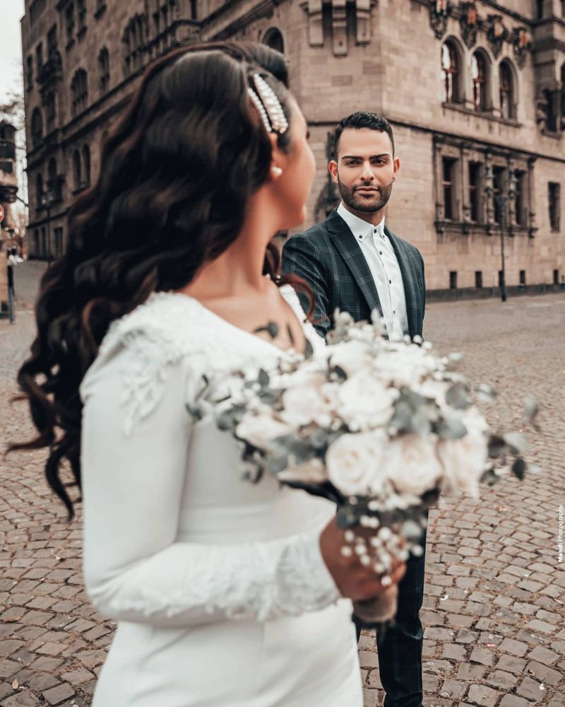 Mermaid Wedding Dress Long Sleeves Satin Bridal Gowns-showprettydress