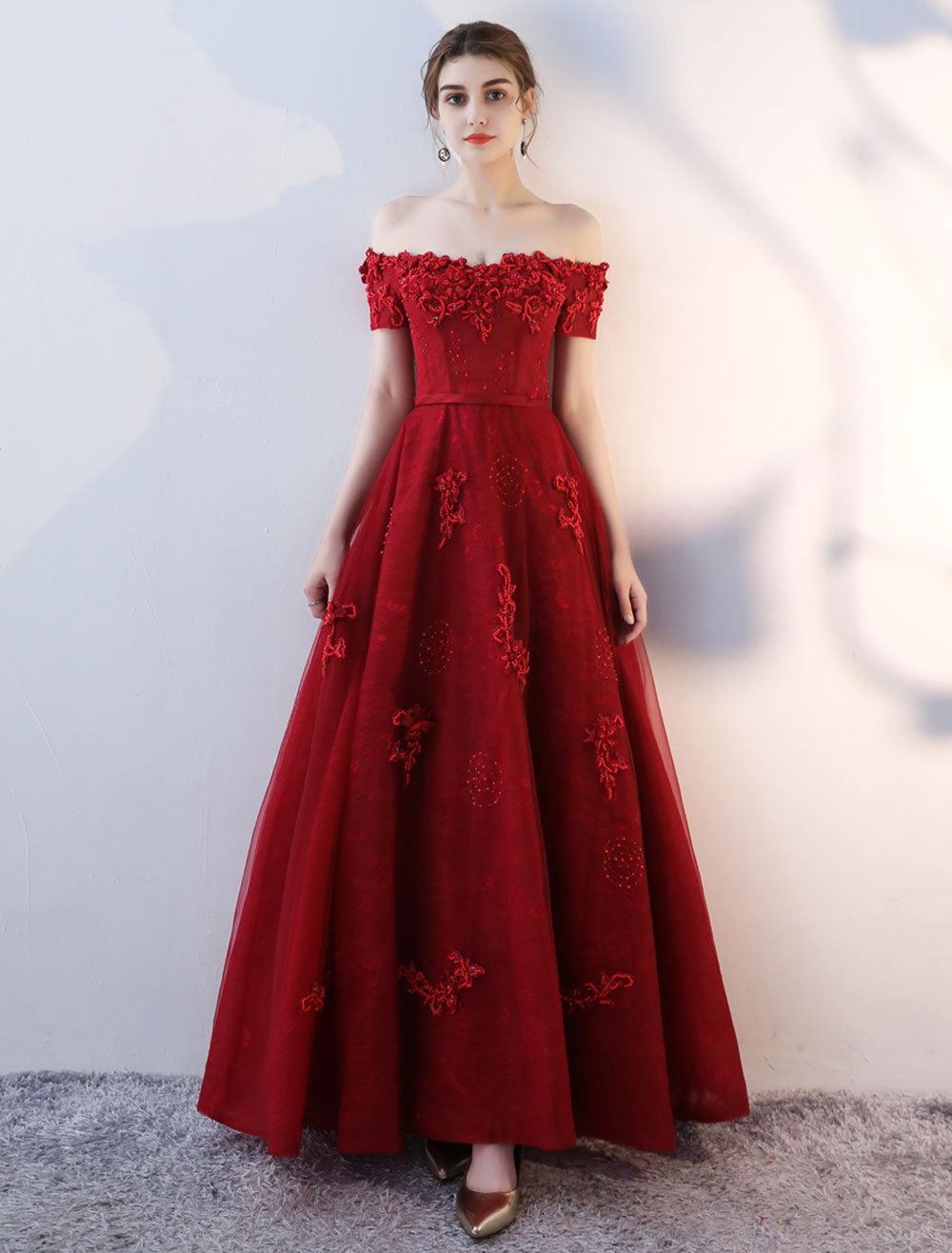 Modern Evening Dresses Long Burgundy Off The Shoulder evening dress Lace Applique Heavy Beading Sash Floor Length Formal Evening Dress-showprettydress