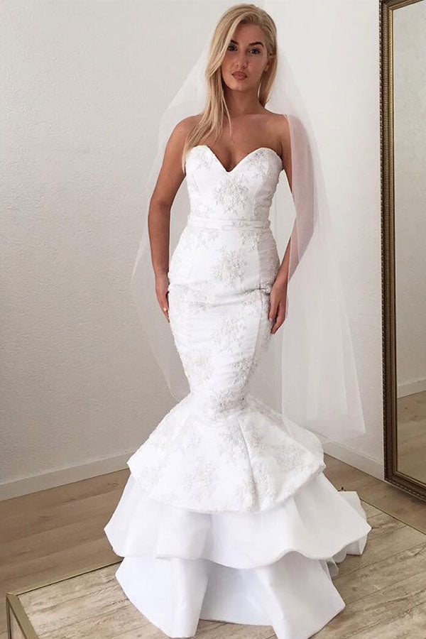 Modern Sweetheart White Lace Appliques Mermaid Ruffless Long Wedding Dress-showprettydress