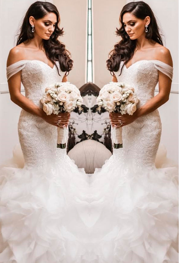 Off The Shoulder Puffy Ruffless Wedding Dresses Sheath Tulle Modern Lace Bridal Gowns-showprettydress