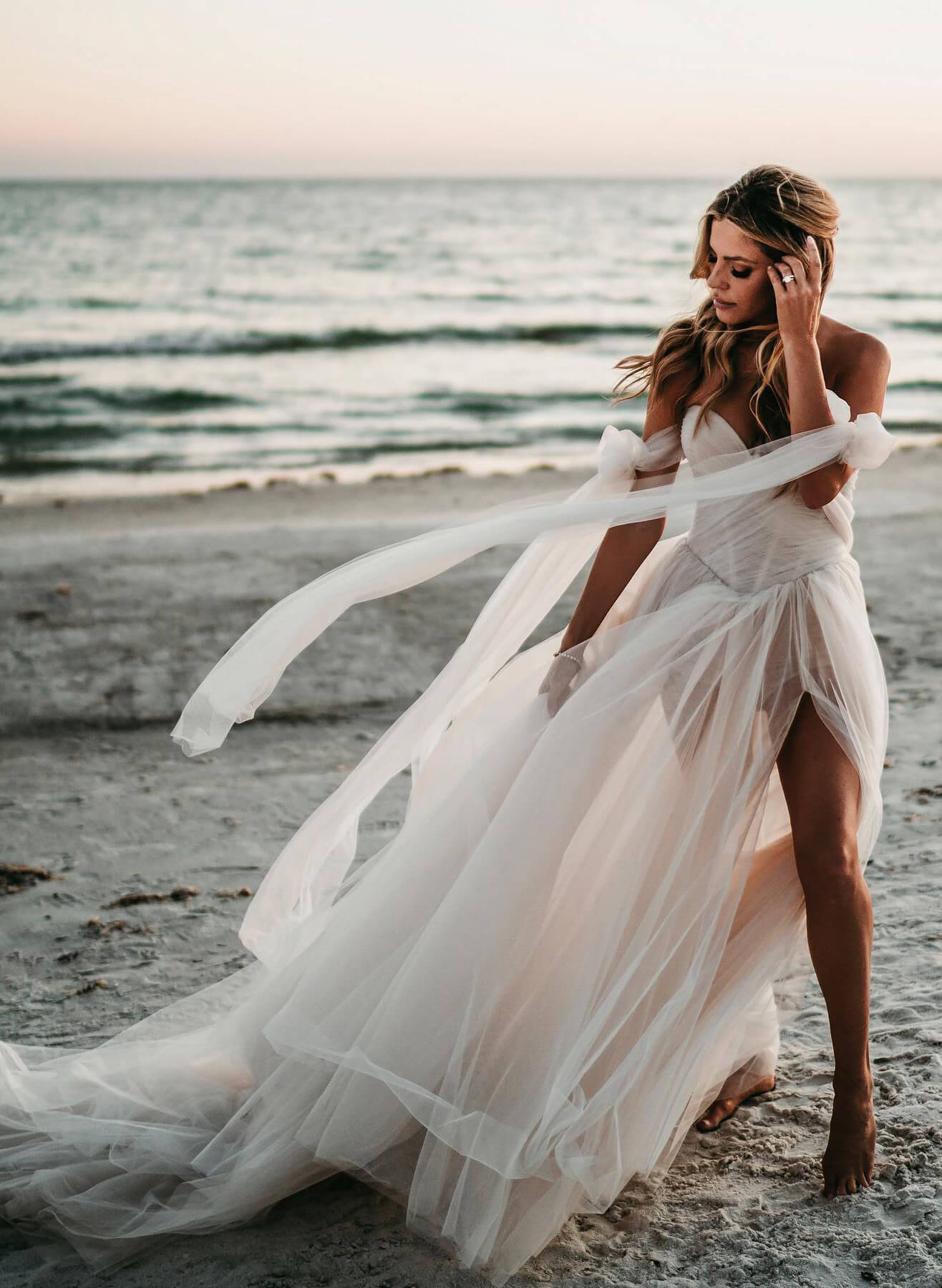 Pleated Tulle Off-The-Shoulder Chic A-line Wedding Dresses Split Front for the Summer Beach-Showprettydress