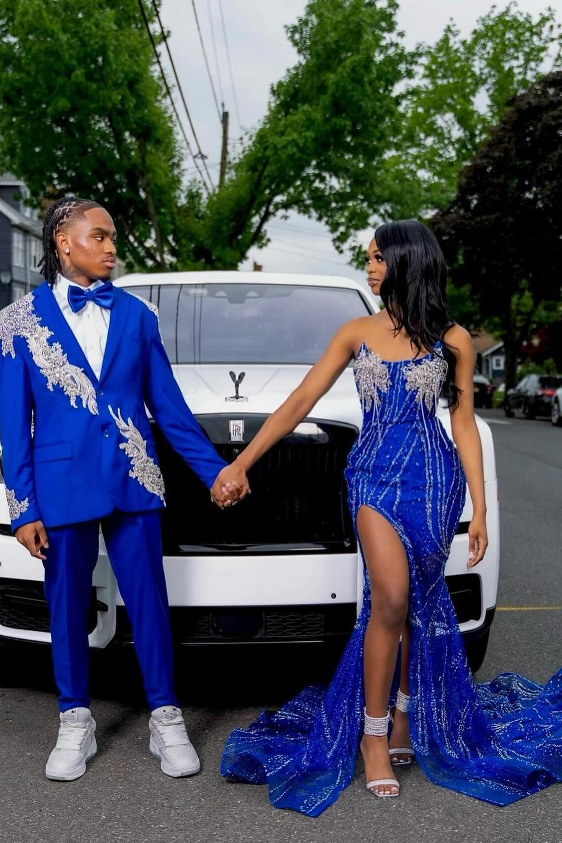 Royal Blue Modern Strapless Side Slit Appliques Prom Dress with Beadings-showprettydress