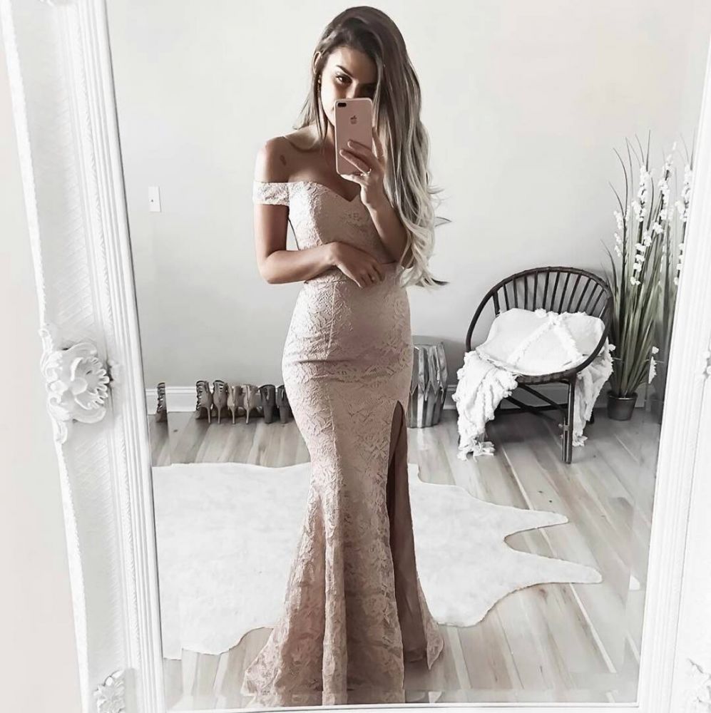 Sheath Off-the-Shoulder Lace Formal Evening Dress Chic Side Slit Evening Gowns-showprettydress