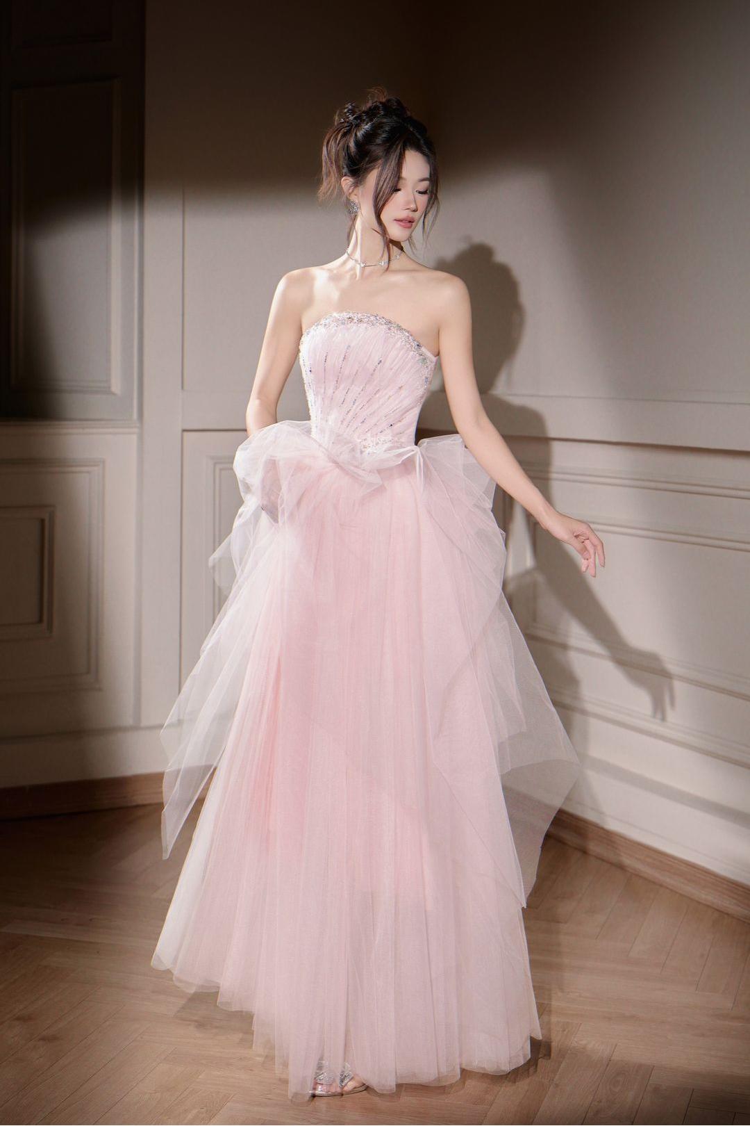Showprettydess Charming Blushing Pink Tulle Sleeveless Strapless Ruffled Prom Dress with Sequins-showprettydress