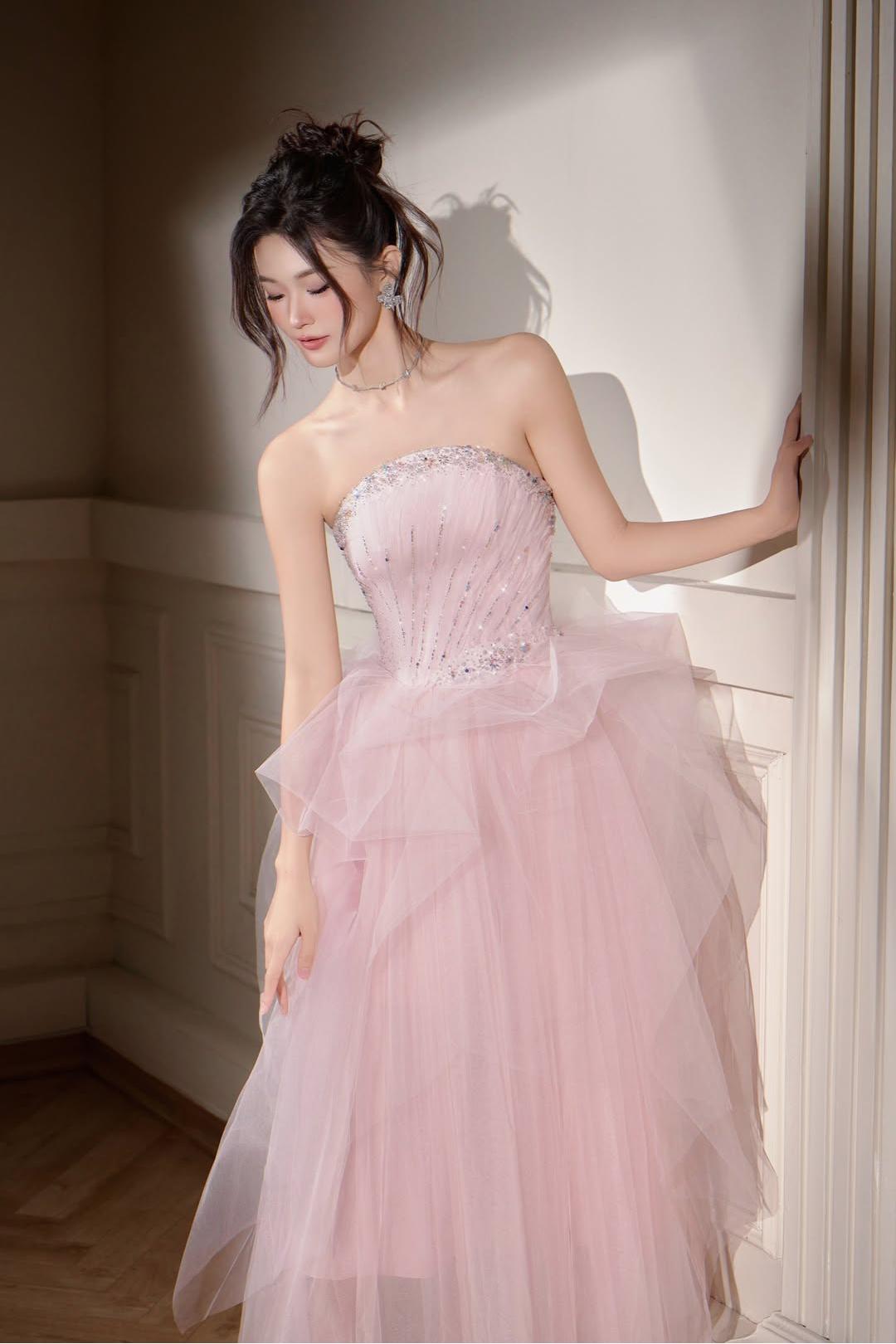 Showprettydess Charming Blushing Pink Tulle Sleeveless Strapless Ruffled Prom Dress with Sequins-showprettydress