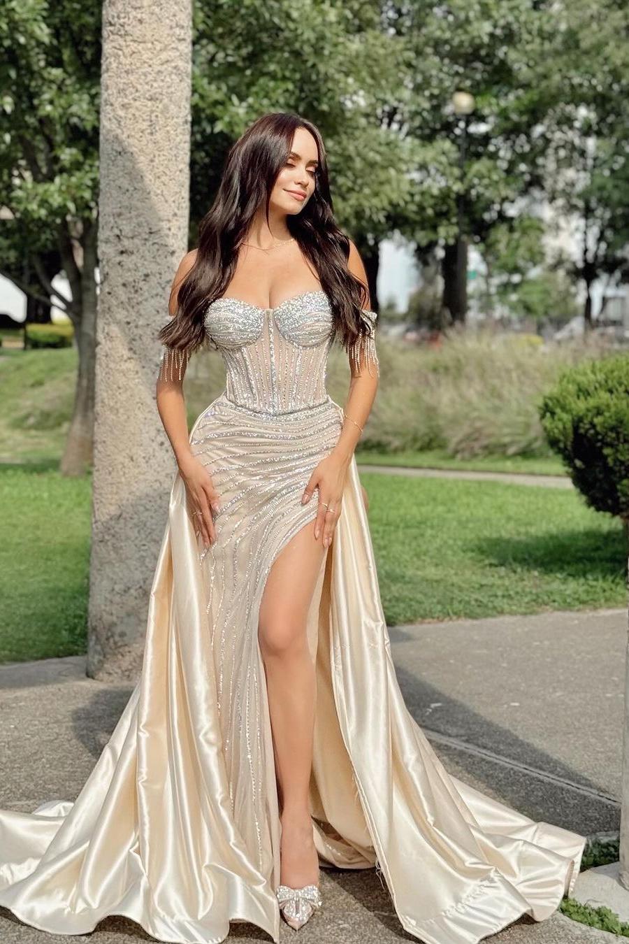 Showprettydess Charming Champagne Satin Strapless Off-the-Shoulder Sequined Prom Dress with Split-showprettydress