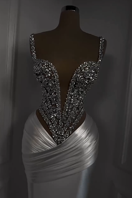 Showprettydess Charming White Satin Spaghetti Strap Sleeveless Pleated Prom Dress with Beadings-showprettydress