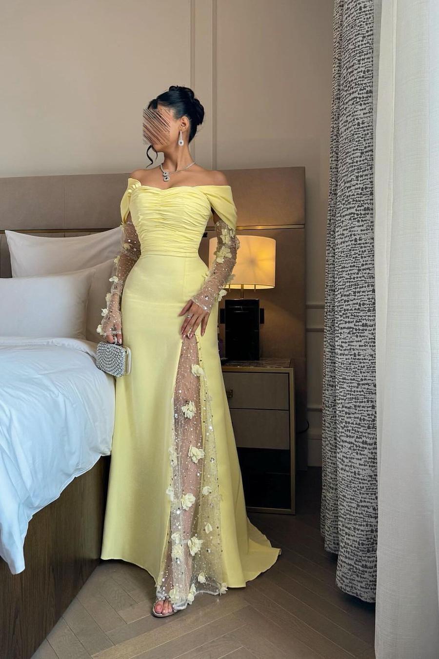 Showprettydess Chic Daffodil Satin Long Sleeves Off-the-Shoulder Pleated Prom Dress with Sequins-showprettydress