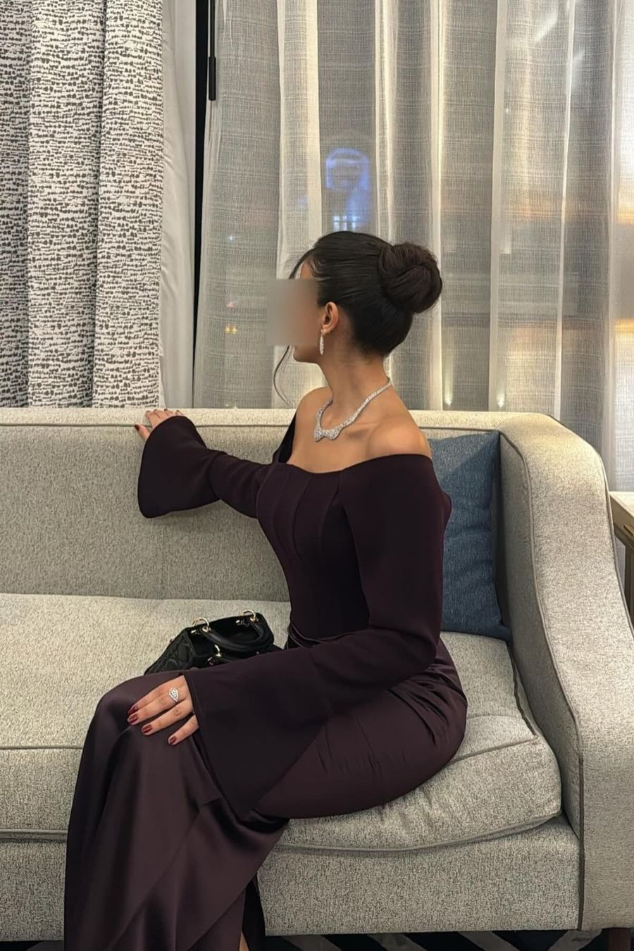 Showprettydess Chic Satin Regency Off-the-Shoulder Long Sleeves Mermaid Prom Dress with Pleats-showprettydress