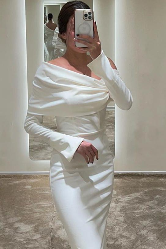 Showprettydess Chic White Satin Off-the-Shoulder Long Sleeves Mermaid Prom Dress with Pleats-showprettydress