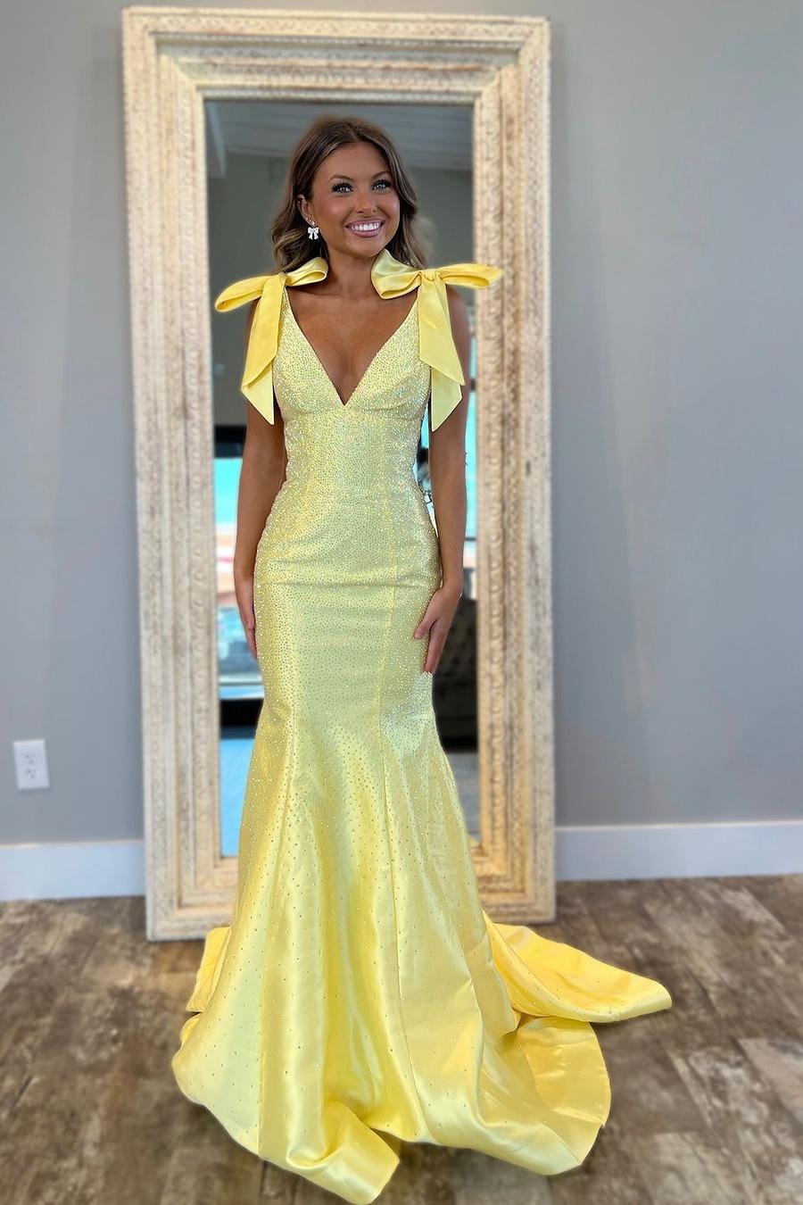 Showprettydess Chic Yellow Satin Spaghetti-Strap Sleeveless Mermaid Prom Dress with Bow & Beadings-showprettydress