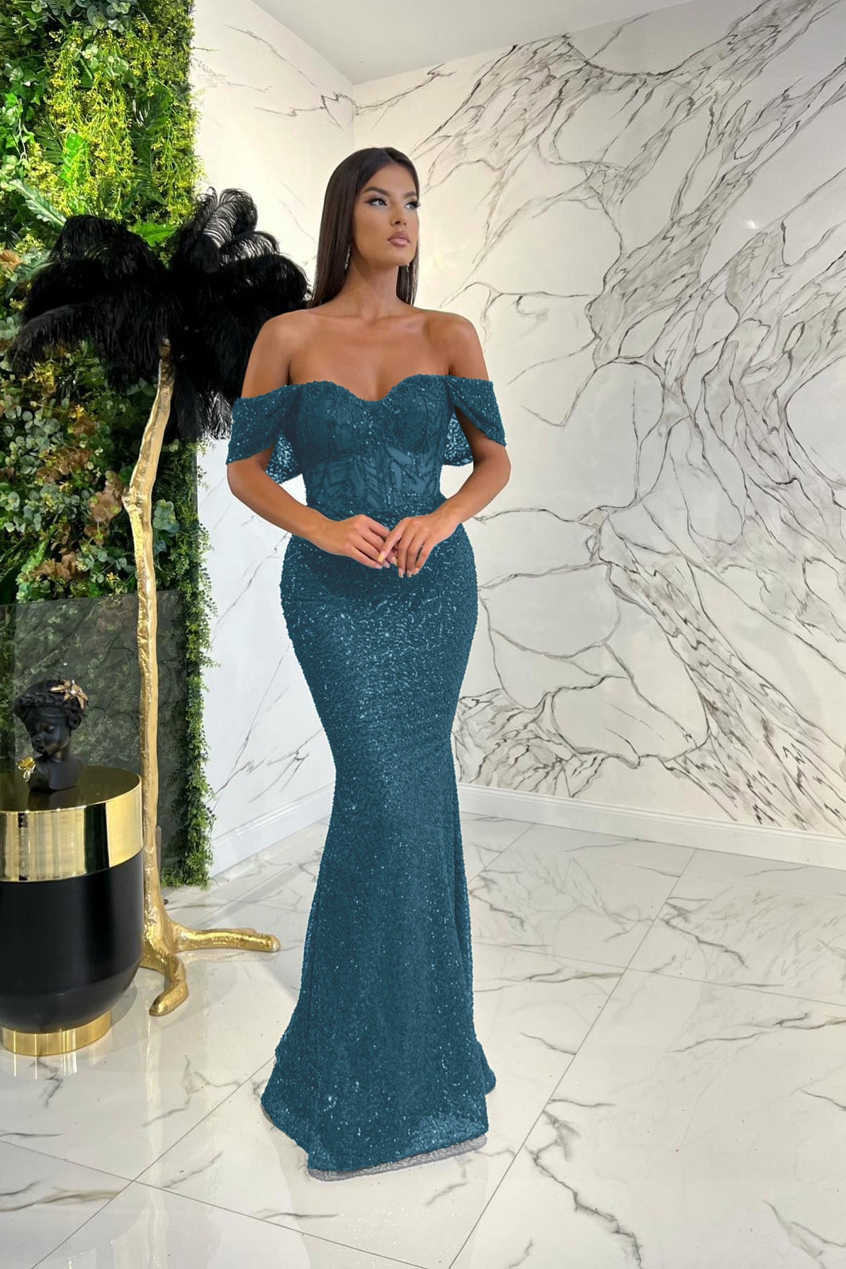 Showprettydess Elegant Dark Green Sweetheart Off-the-Shoulder Prom Dress with Appliqué Sequins-showprettydress