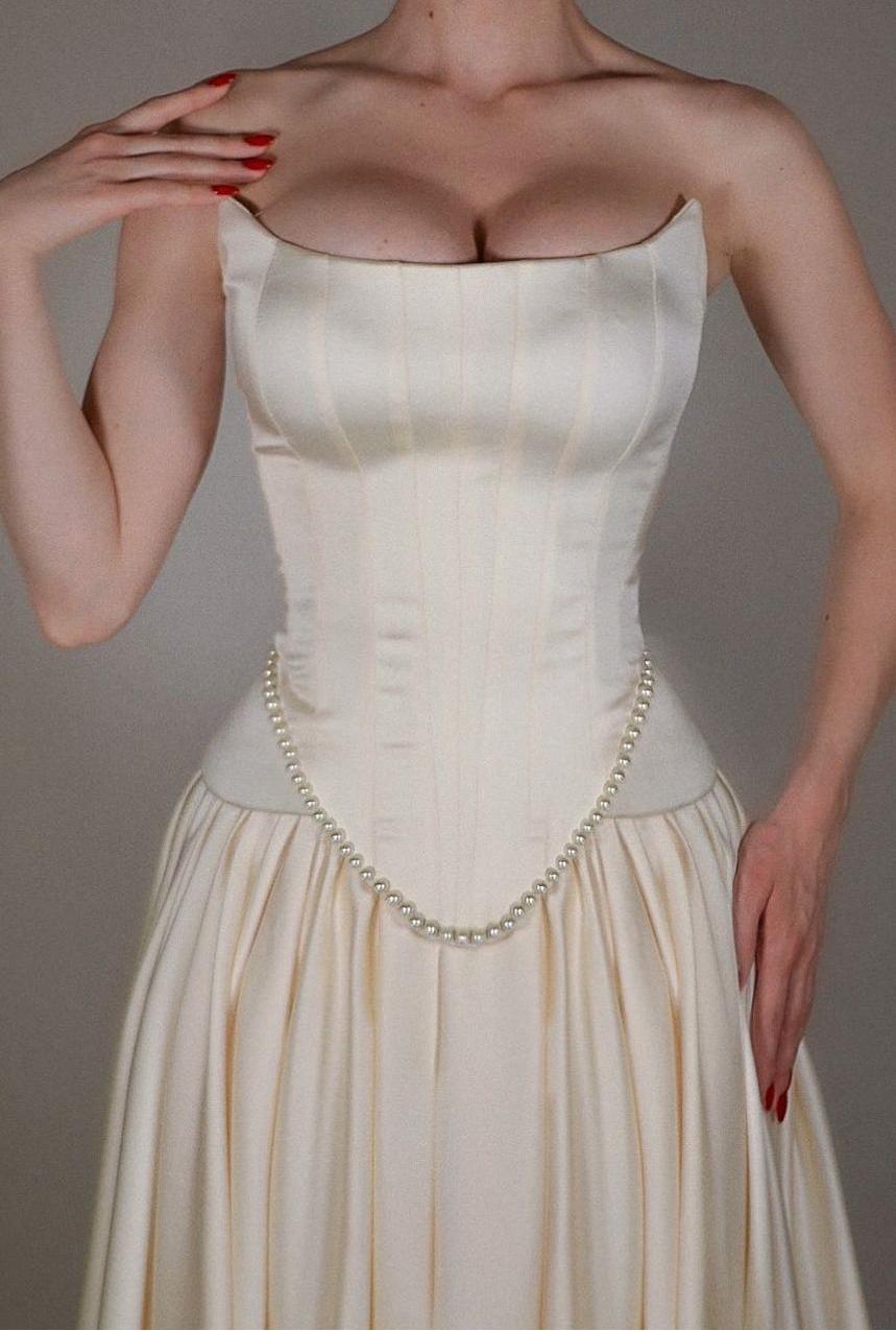 Showprettydess Exquisite Satin Ivory Strapless Sleeveless Pleated Prom Dress with Beadings-showprettydress
