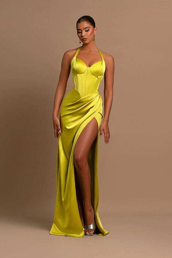 Showprettydess Fashionable Yellow Halter Neck Mermaid Prom Dress with Split-showprettydress