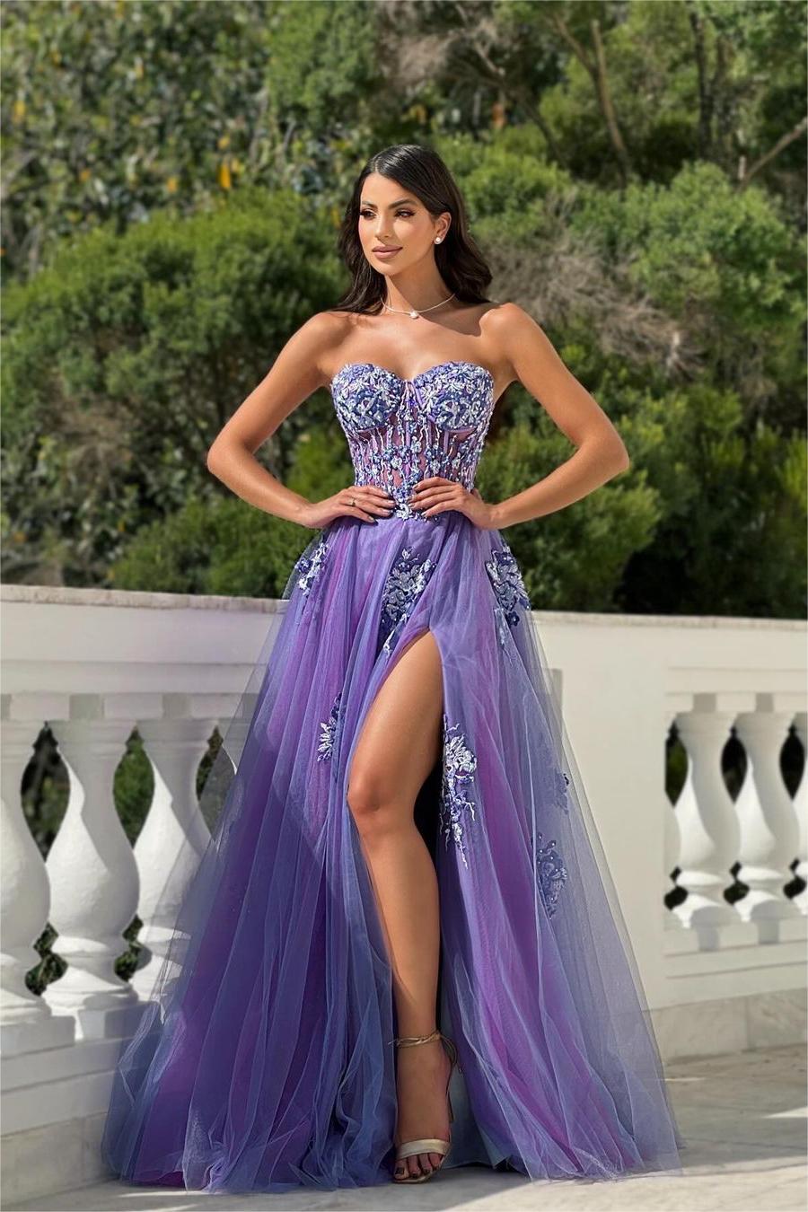Showprettydess Glamorous Purple Tulle Strapless Sleeveless Prom Dress with Beadings & Appliques & Split-showprettydress
