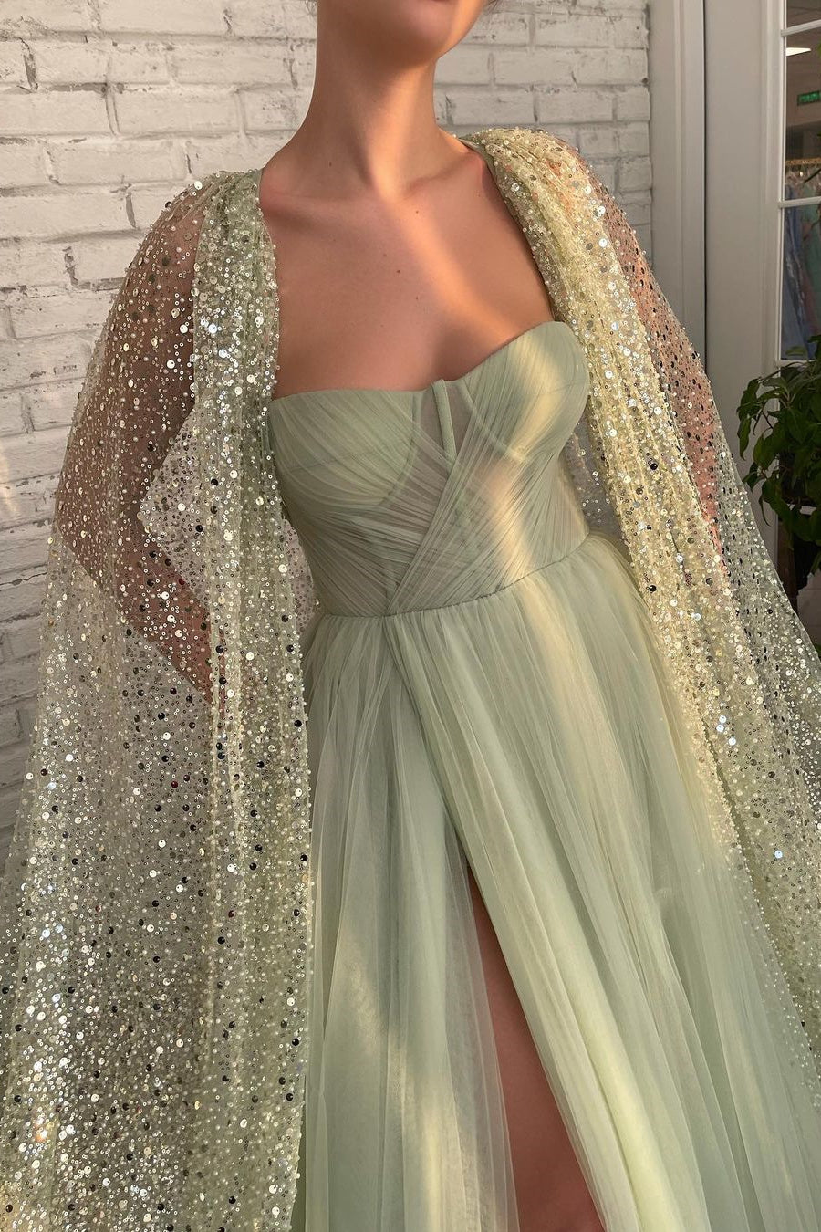 Showprettydess Light Green Sweetheart Tulle Split Prom Dress with Sage Sparkly Sequin Cape-showprettydress