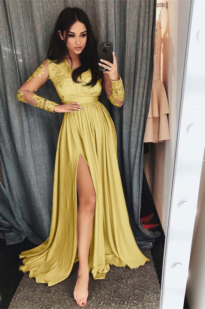 Showprettydess Long Sleeves Split Prom Dress with Lace Appliqués-showprettydress