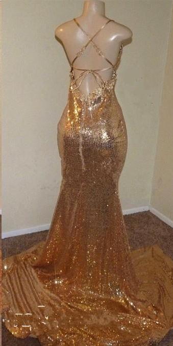 Showprettydess Sequined Mermaid Modern V-Neck Prom Dress-showprettydress