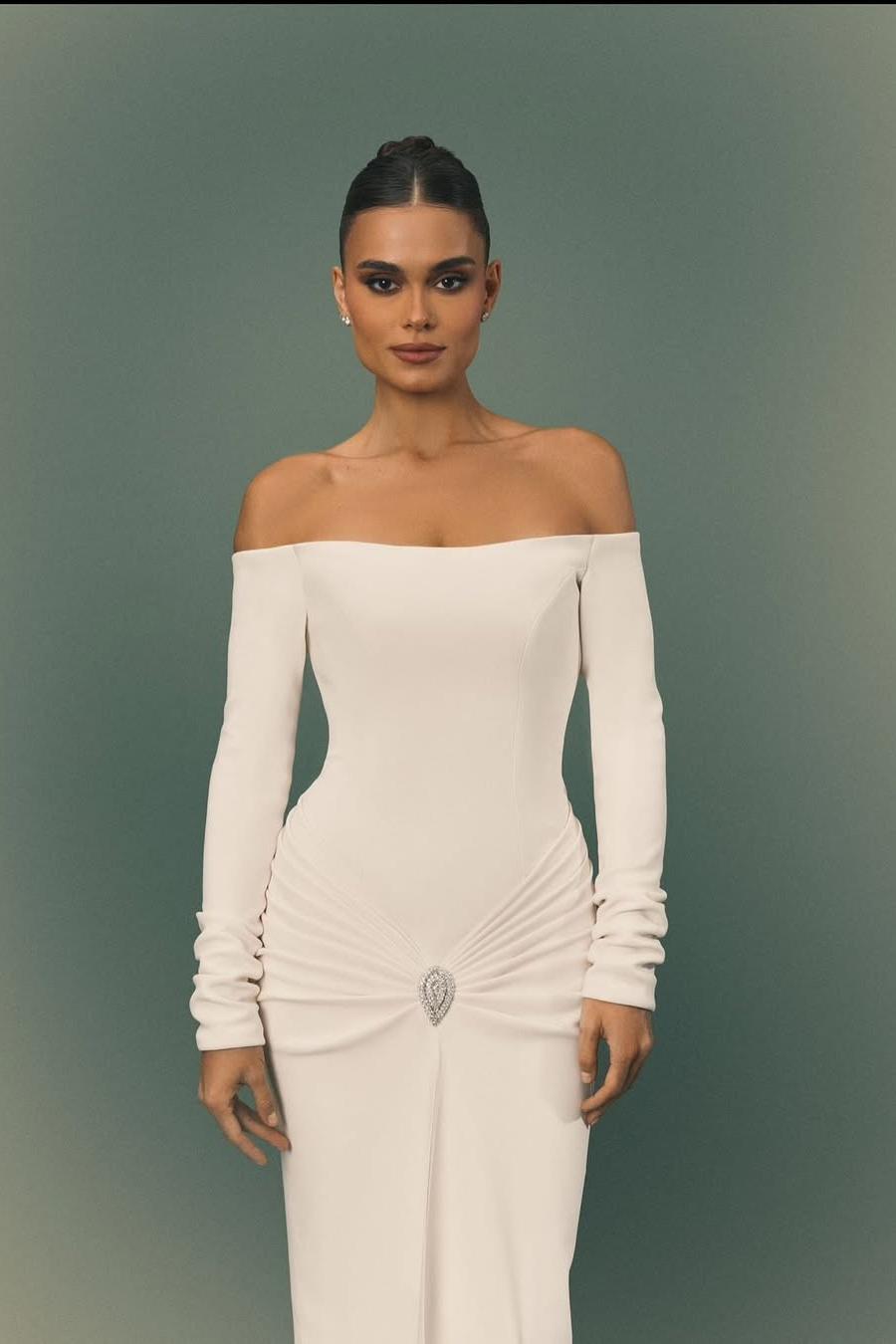 Showprettydess Simple White Satin Off-the-Shoulder Long Sleeves Prom Dress with Rhinestone Detail-showprettydress