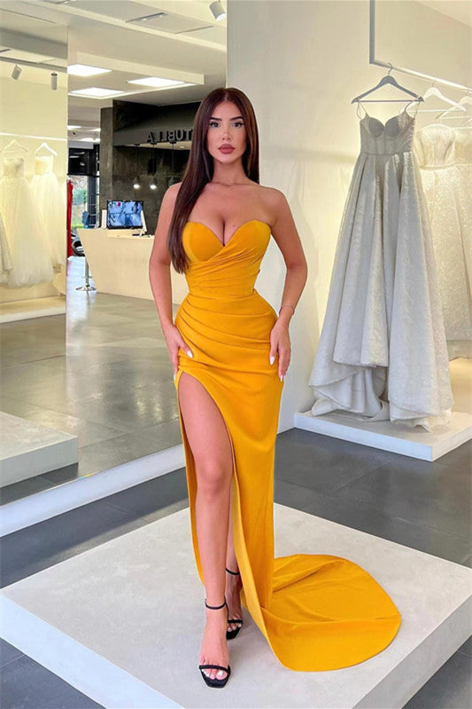 Showprettydess Sweetheart Sleeveless Mermaid Prom Dress with Pleats & Slit-showprettydress