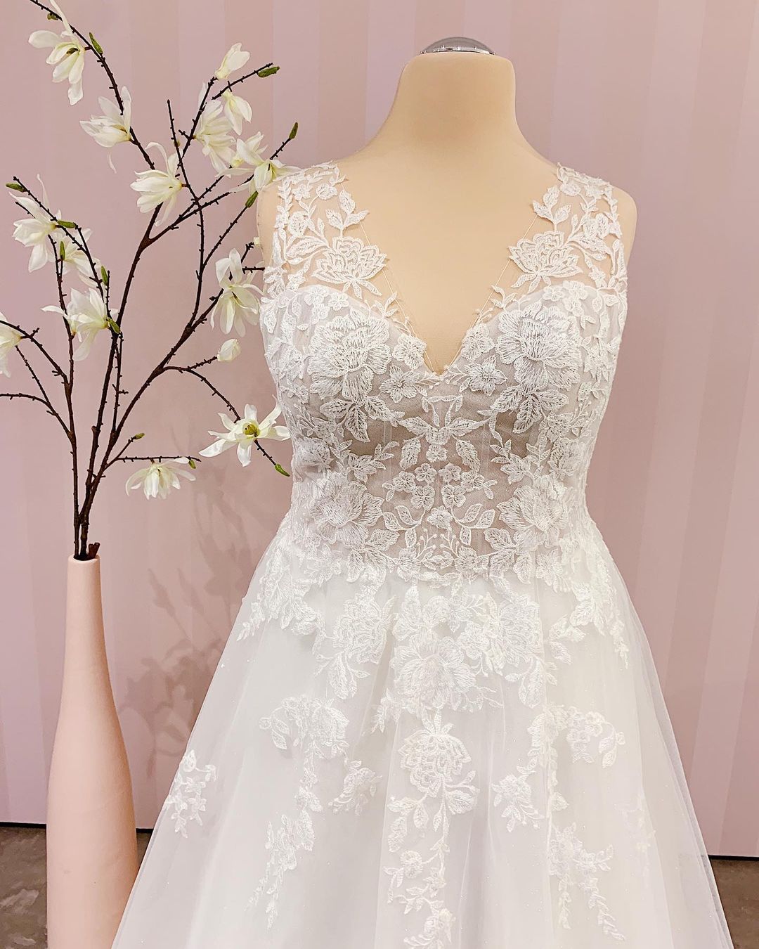 Simple Long V-neck A-Line Backless Wedding Dress With Appliques Lace-showprettydress