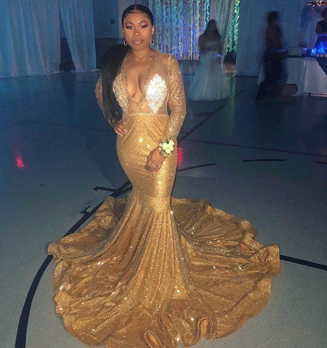 Sparkling Appliques Fit and Flare Prom Dresses Alluring Chic V-neck Gold Long Sleeves Evening Gowns-showprettydress