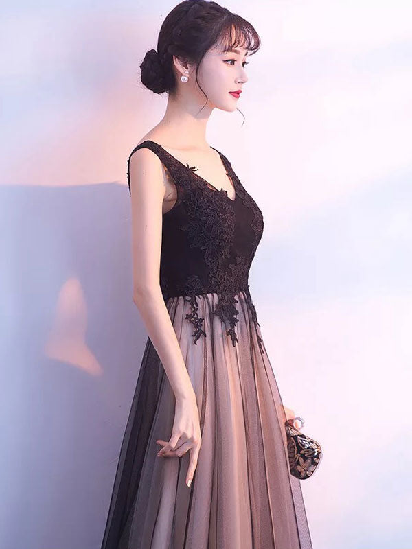 Stunning Black Evening Dresses Long V Neck Lace Tulle Sleeveless A Lien Floor Length Formal Evening Dress-showprettydress