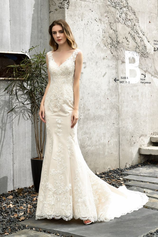 Stunning Sleeveless Fit and flare Lace Open Back Summer Beach Wedding Dress-showprettydress