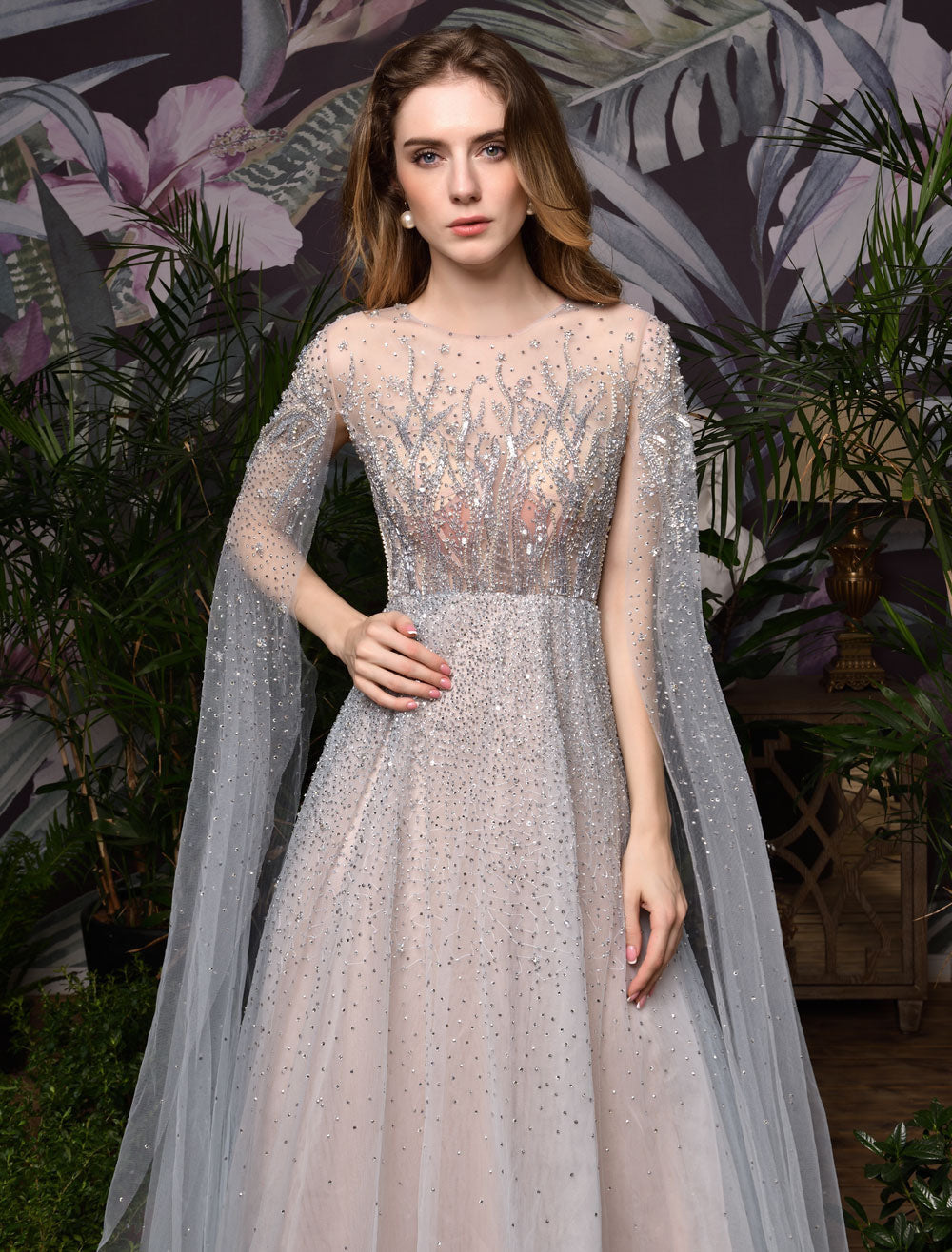 Stunning Wedding Dresses A Line Sweep Short Sleeves Beaded Jewel Neck Tulle Bridal Dresses-showprettydress