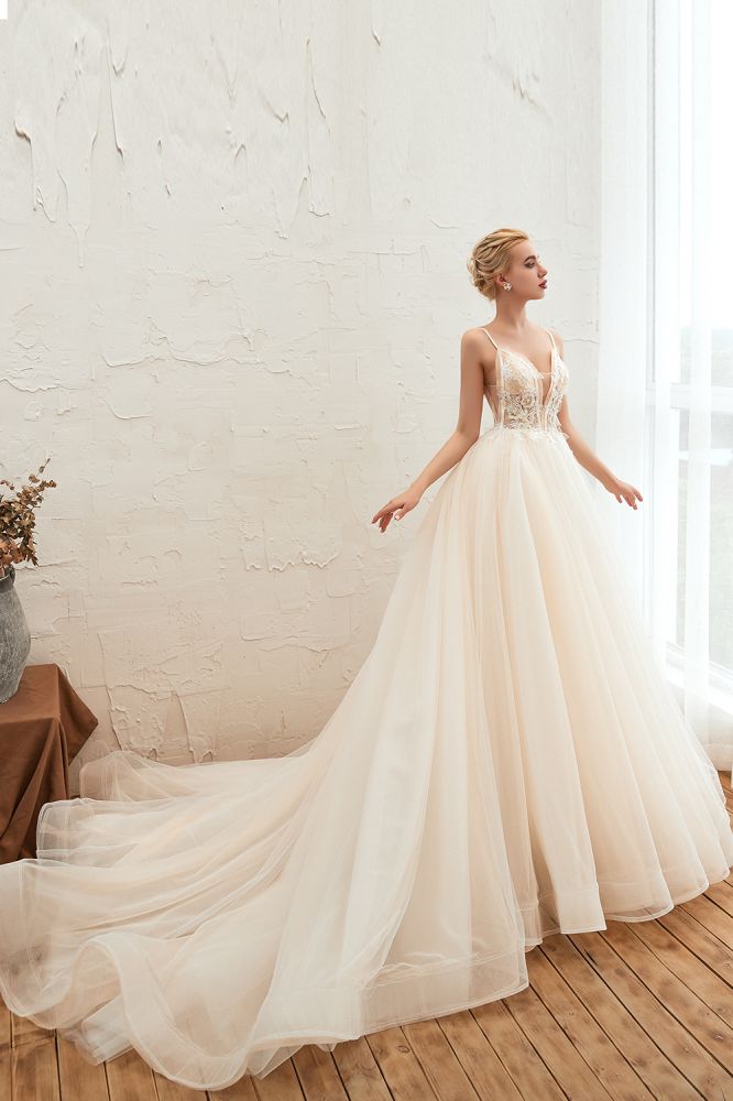 Summber Beach Spaghetti Straps Ivory Ball Gown Wedding Dress Online-showprettydress