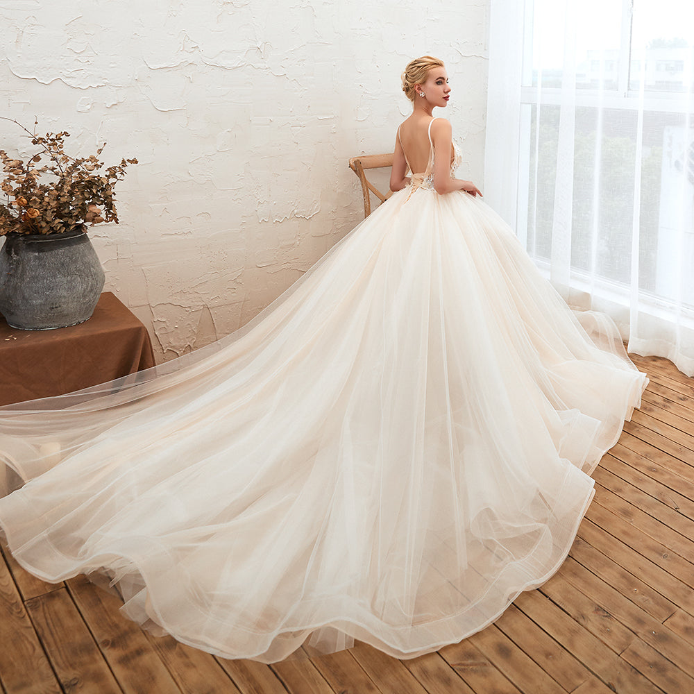 Summber Beach Spaghetti Straps Ivory Ball Gown Wedding Dress Online-showprettydress