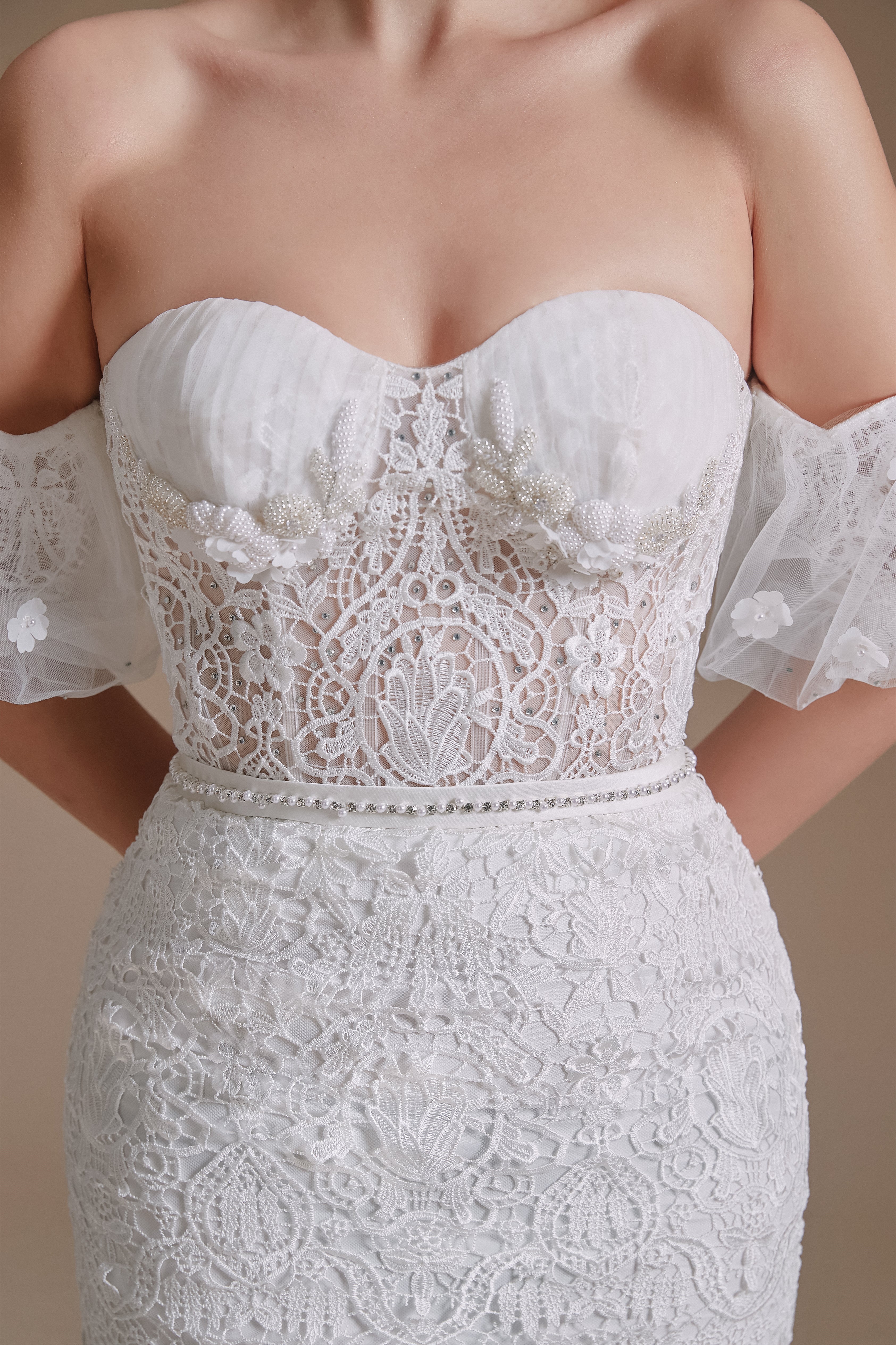 Sweetheart Detachable Bubble Sleeves Lace Mermaid Wedding Dress | Showprettydress Design-showprettydress
