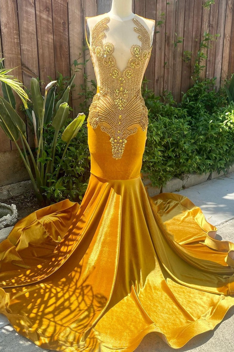 V-neck Gold Velvet Sleeveless Mermaid Long Court Train Prom Dresses-showprettydress