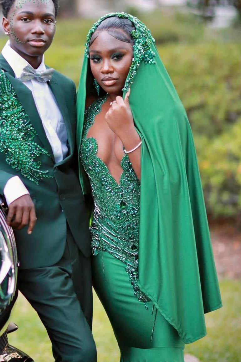 V-Neck Mermaid Sleeveless Beading Sweep Train Prom Dress-showprettydress