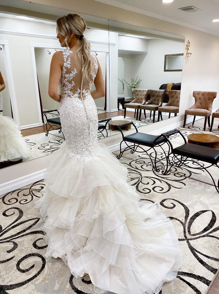 White Sleeveless V neck Wedding Dress with multi layers train-showprettydress