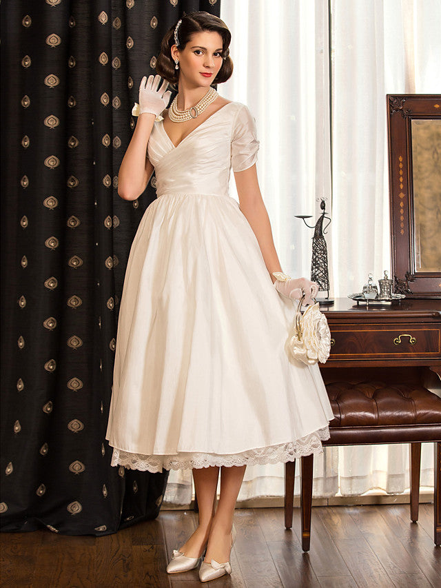 1950s Vintage Short A-Line V Neck Wedding Dresses with Sleeves-showprettydress