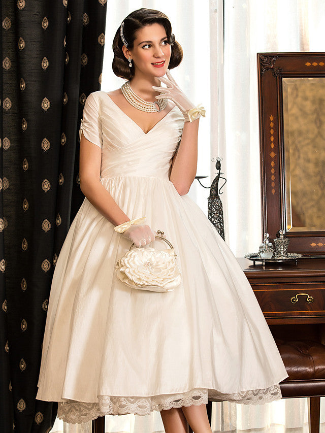 1950s Vintage Short A-Line V Neck Wedding Dresses with Sleeves-showprettydress