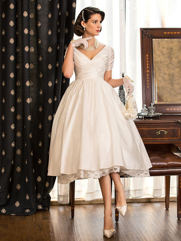 1950s Vintage Short A-Line V Neck Wedding Dresses with Sleeves-showprettydress