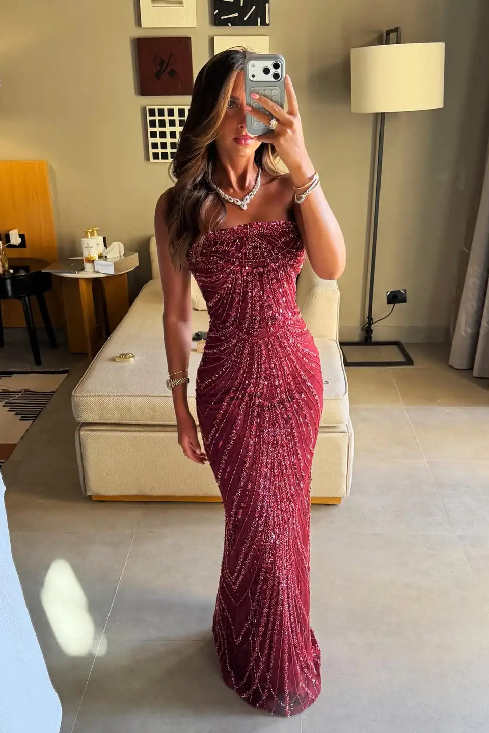 Romantic Burgundy Strapless Sleeveless Mermaid Prom Dresses Sheath With Beads Zipper