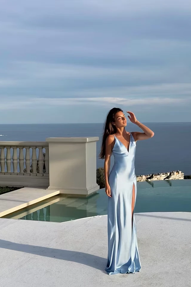 Romantic Sky Blue V-Neck Spaghetti-Straps Satin Prom Dresses Mermaid Backless With High Split