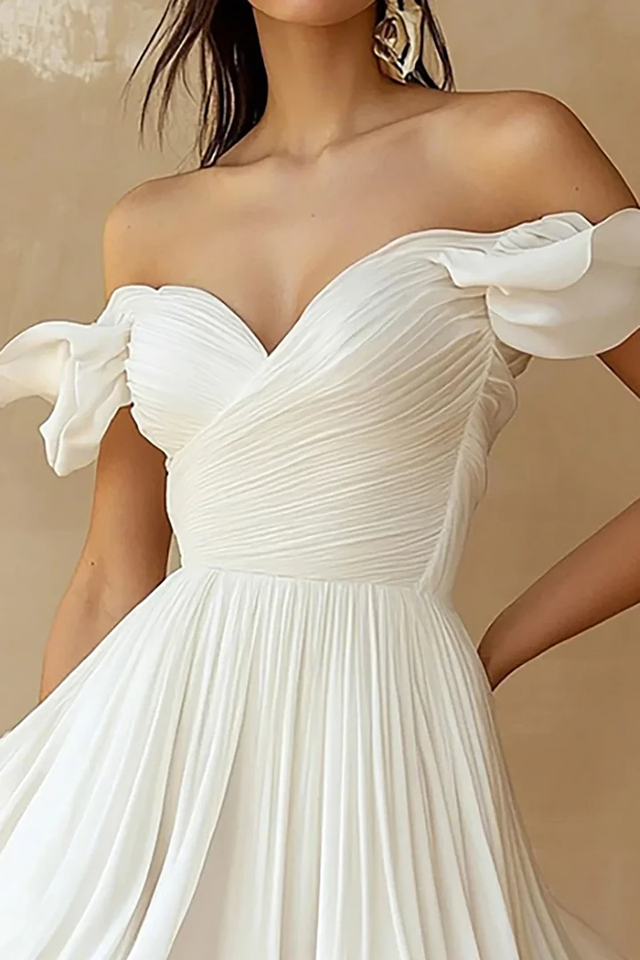 Luxurious White Sweetheart Off The Shoulder Homecoming Dresses Mini With Pleats Zipper