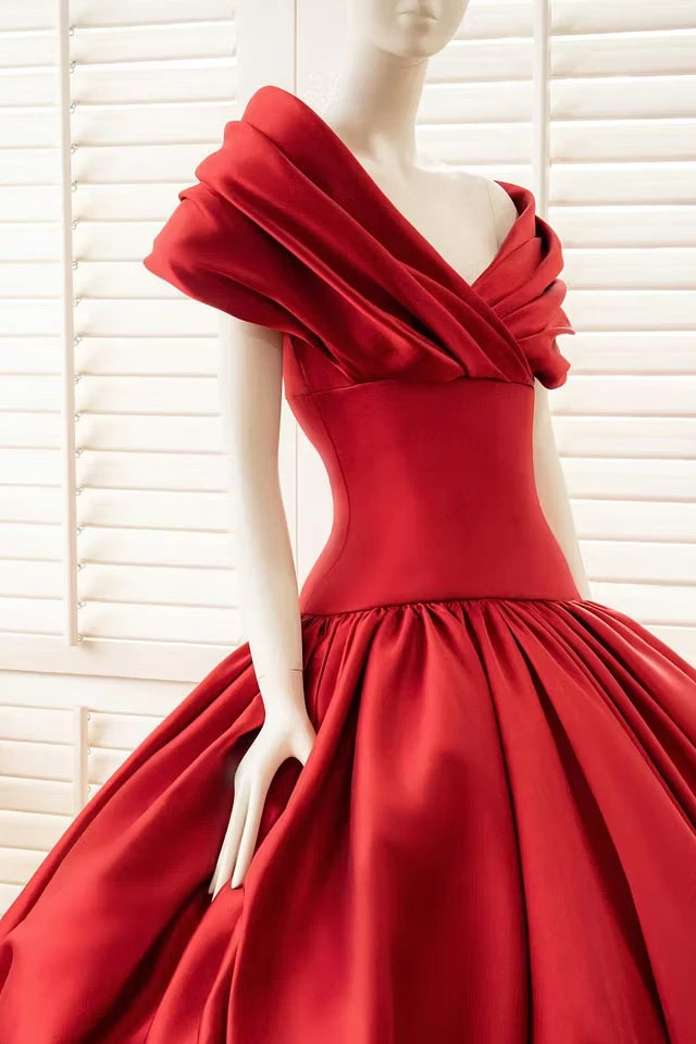 Luxurious Red Off The Shoulder Satin Prom Dresses A-Line With Pocket Pleats