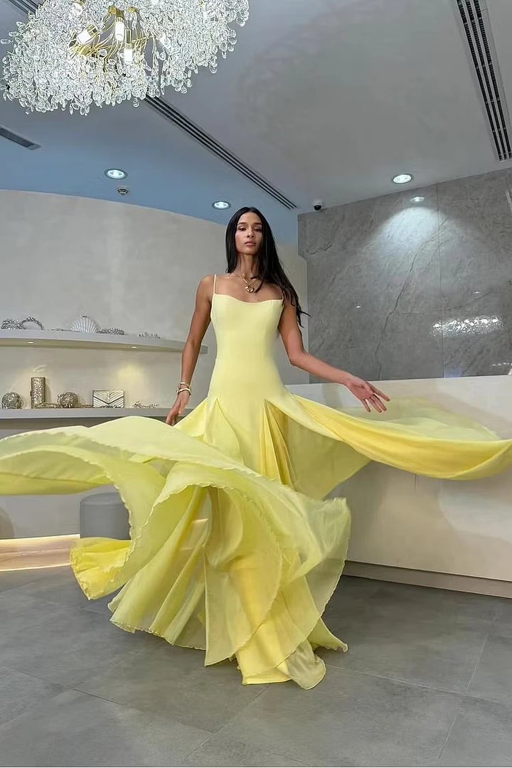 Glamorous Yellow Spaghetti-Straps Sleeveless Wedding dresses Floor Length With Pleats