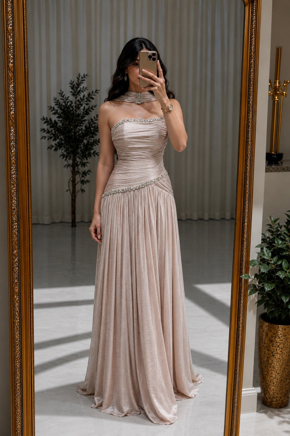 Modern Strapless Sleeveless A-Line Prom Dresses Gem Floor Length With Pleats