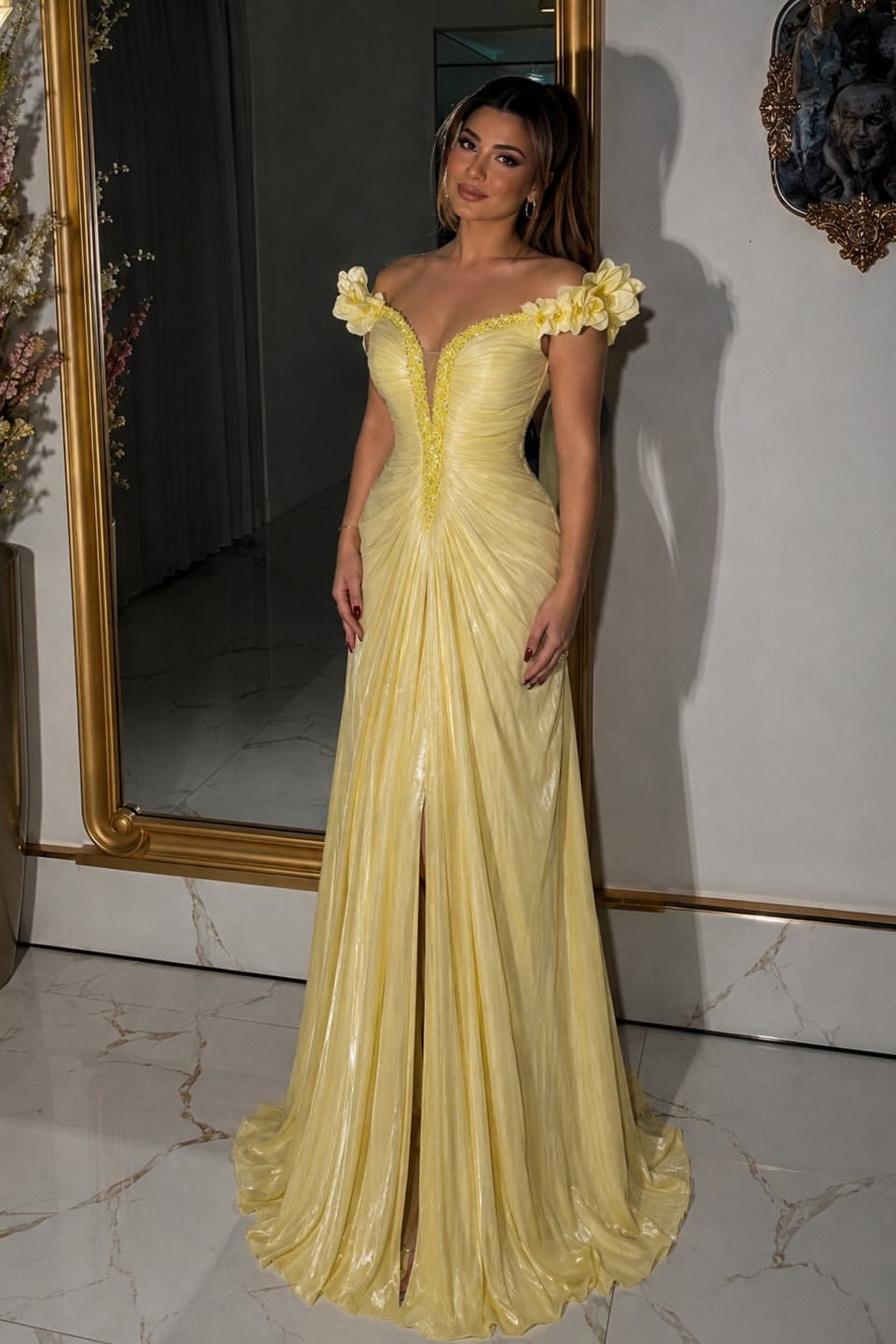 Unique Yellow Off The Shoulder Prom Dresses High Split With Zipper Pleats